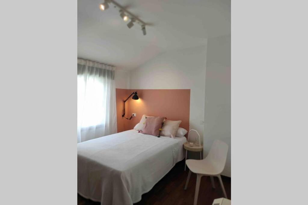 Avenida 37 Apartment Caldas De Reis Bagian luar foto