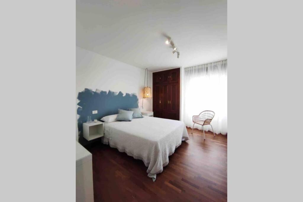 Avenida 37 Apartment Caldas De Reis Bagian luar foto