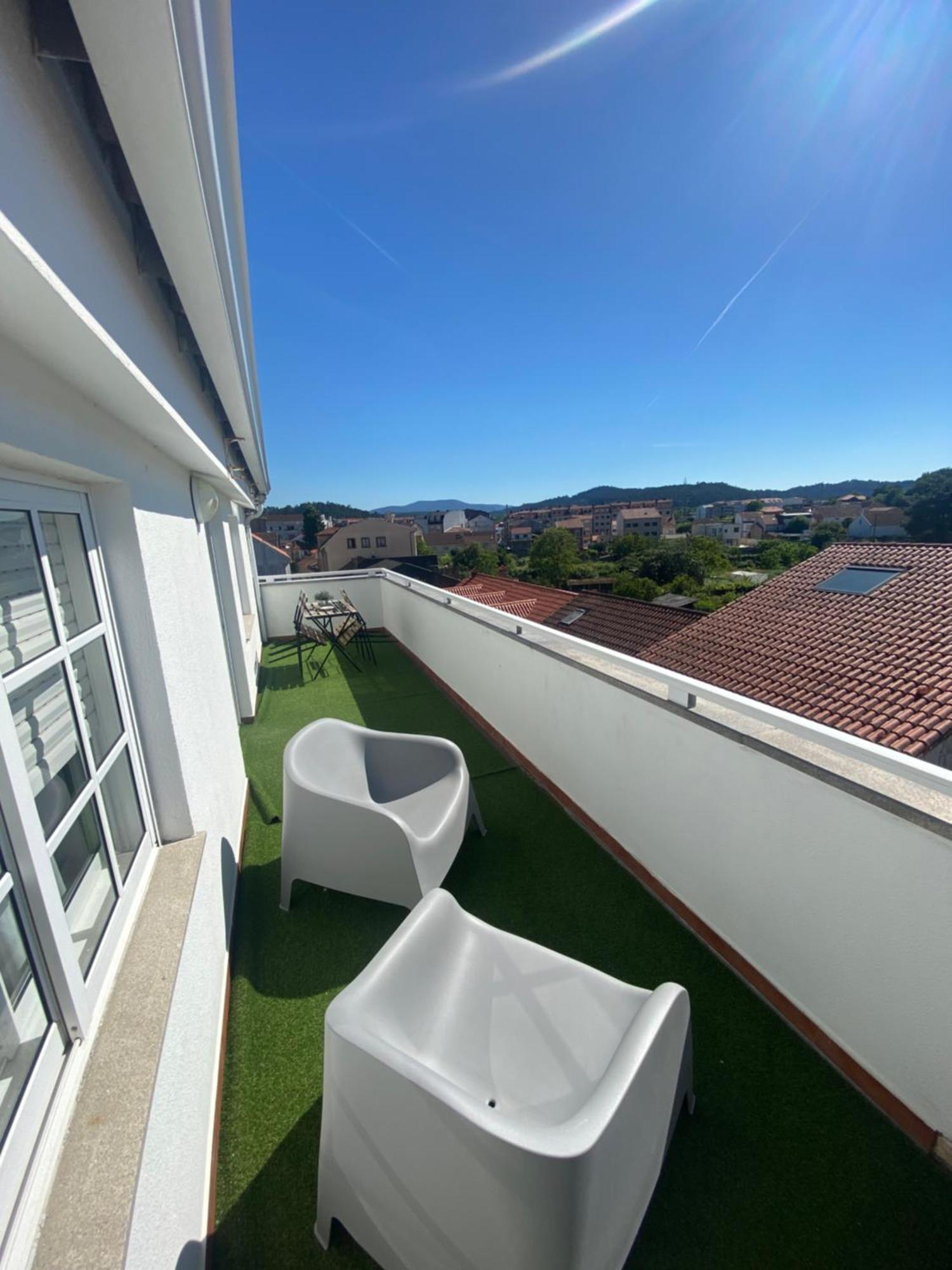 Avenida 37 Apartment Caldas De Reis Bagian luar foto