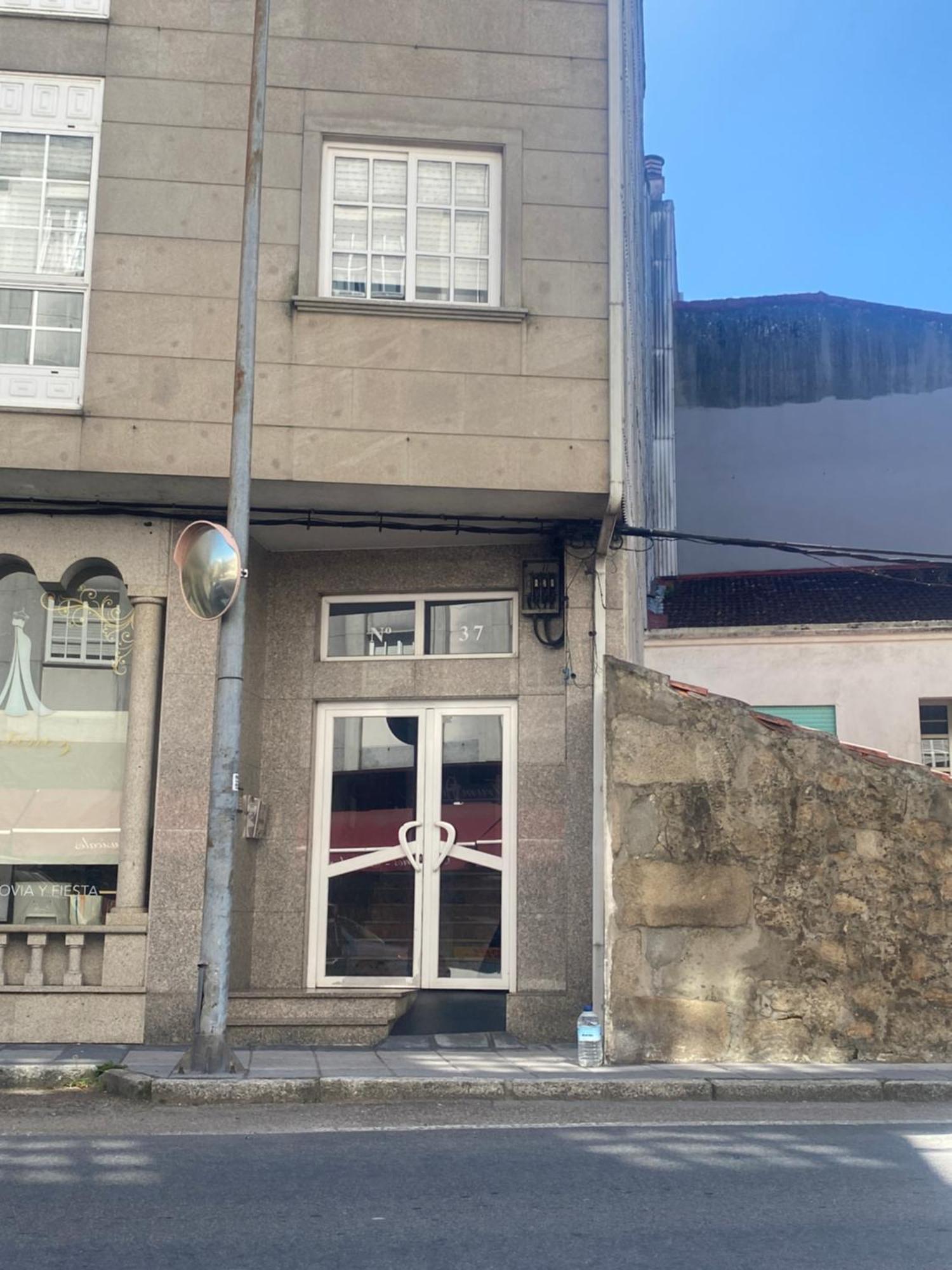 Avenida 37 Apartment Caldas De Reis Bagian luar foto